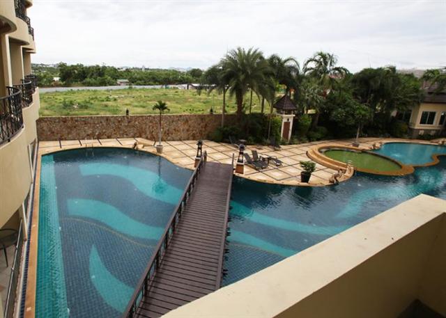 The Residence Studio - Pool The Residence Studio - Pool