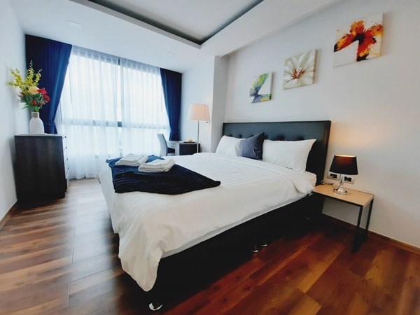 One bedroom-The Peak Towers sale with long term tenant only 2.99 million baht - Condominium - Pratumnak - Pratumnak